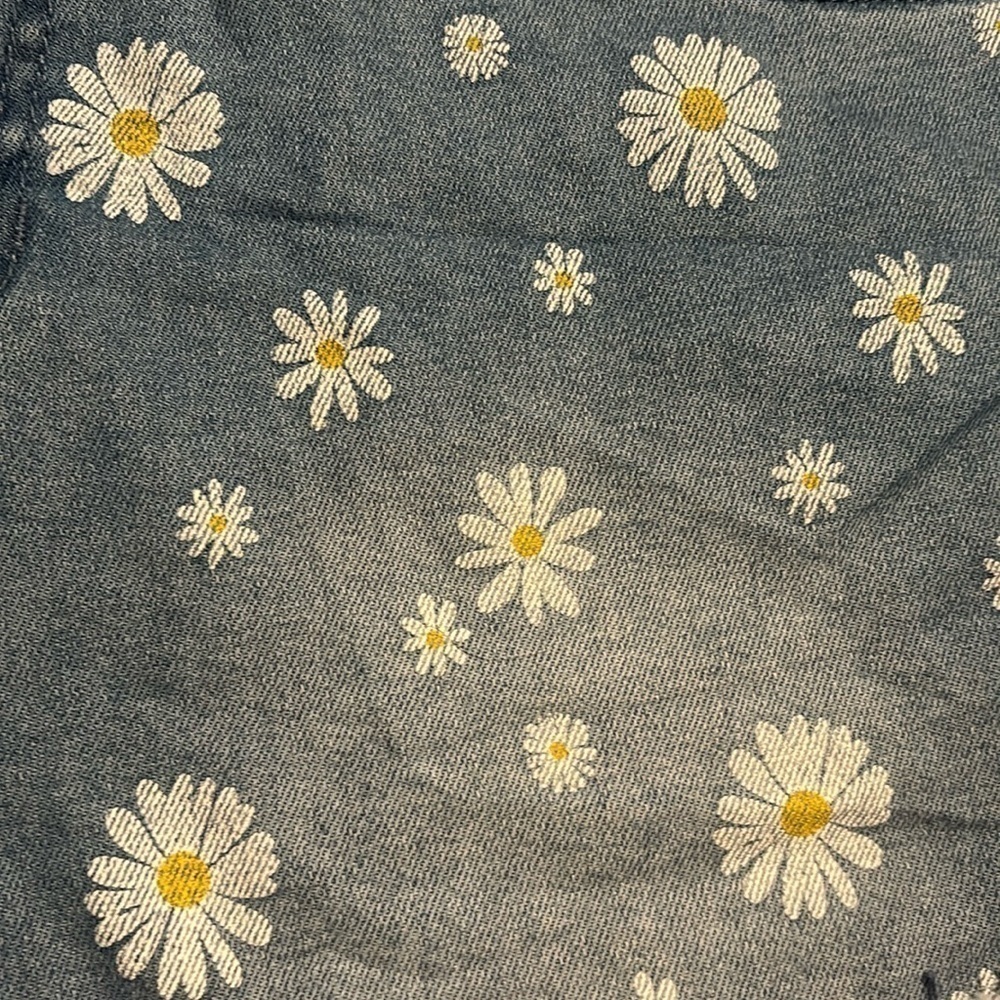 Flying Angel daisy floral denim shorts size 15/32 - Picture 3 of 5